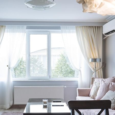 Luxury City Centre Apartment Bucureşti Ngoại thất bức ảnh