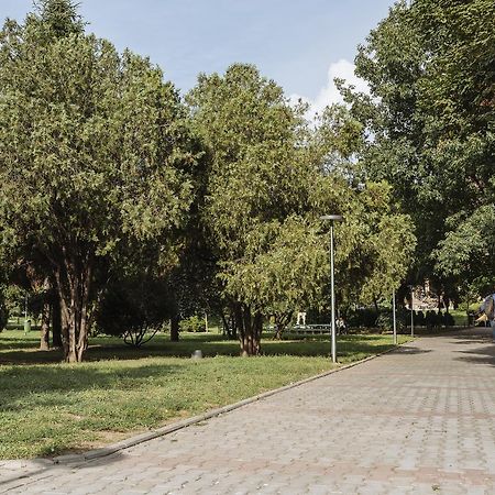 Luxury City Centre Apartment Bucureşti Ngoại thất bức ảnh