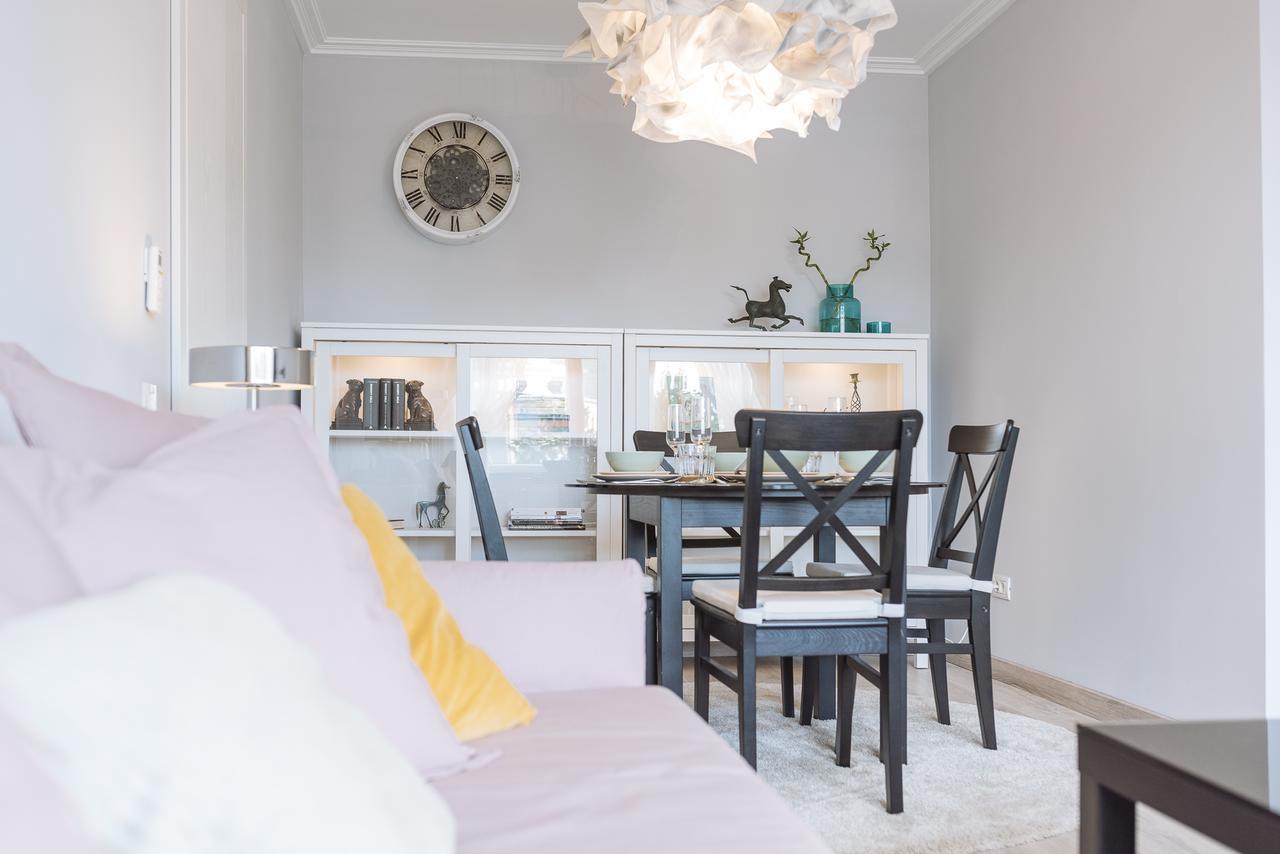 Luxury City Centre Apartment Bucureşti Ngoại thất bức ảnh