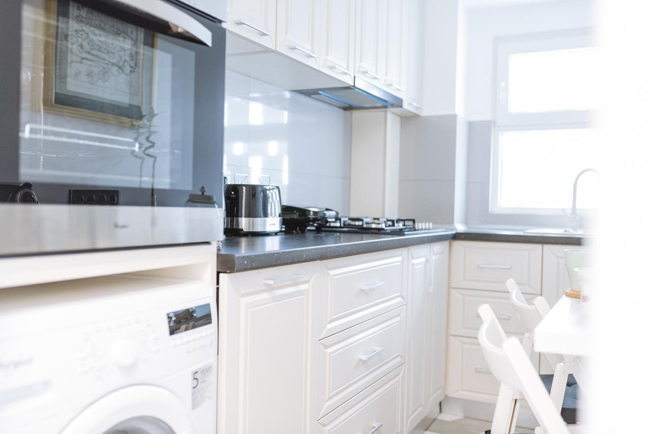Luxury City Centre Apartment Bucureşti Ngoại thất bức ảnh