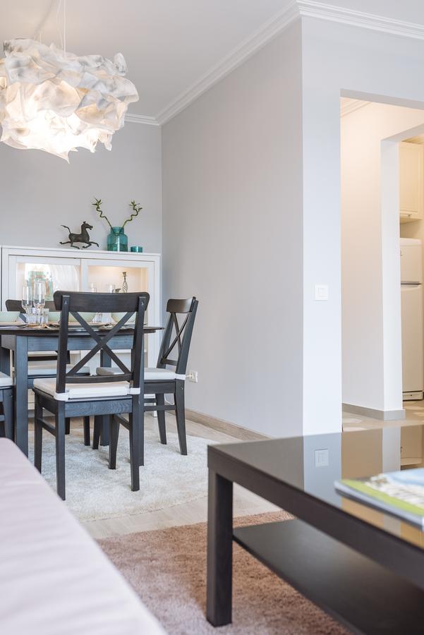 Luxury City Centre Apartment Bucureşti Ngoại thất bức ảnh